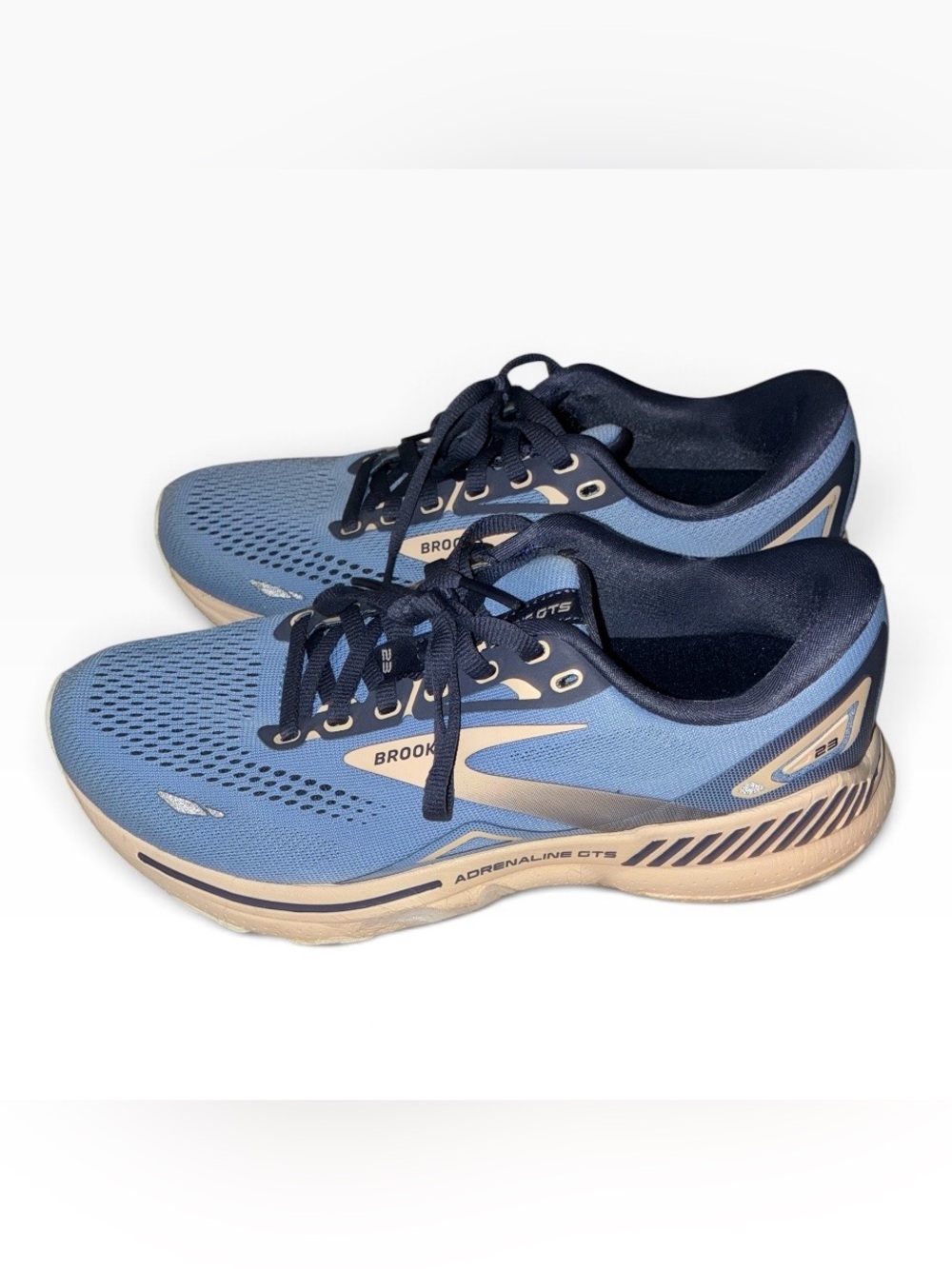 Brooks Adrenaline GTS 23 Vista Blue Linen Women’s Sz 8